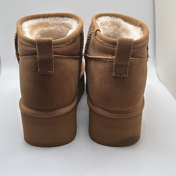 CUSHIONAIRE Women's Genuine Suede pull on platform boot +Memory Foam 9 CHESTNUT - Picture 4 of 7